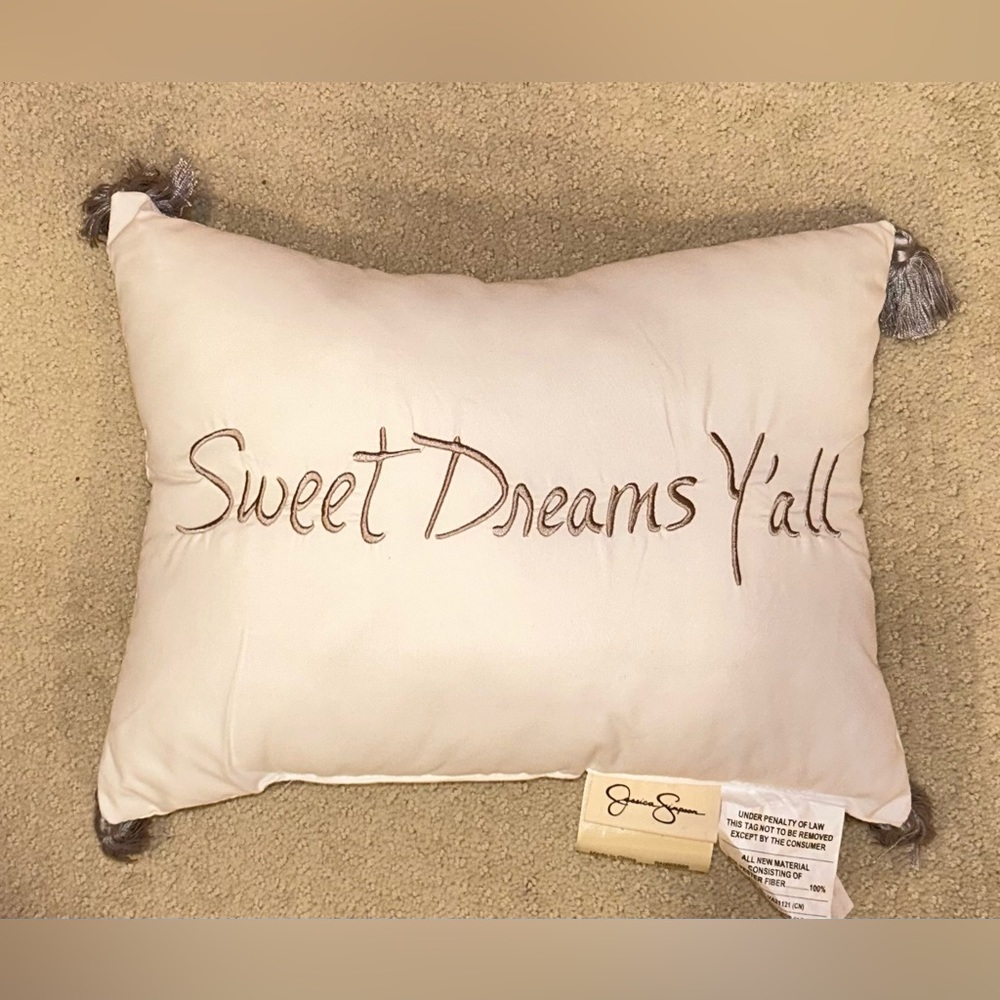 NWOT Jessica Simpson Pillow